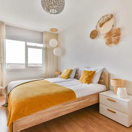 Perfect Holiday, Seadream