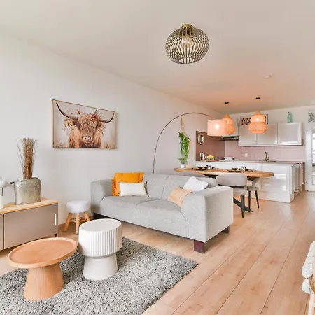 Perfect Holiday, Seadream